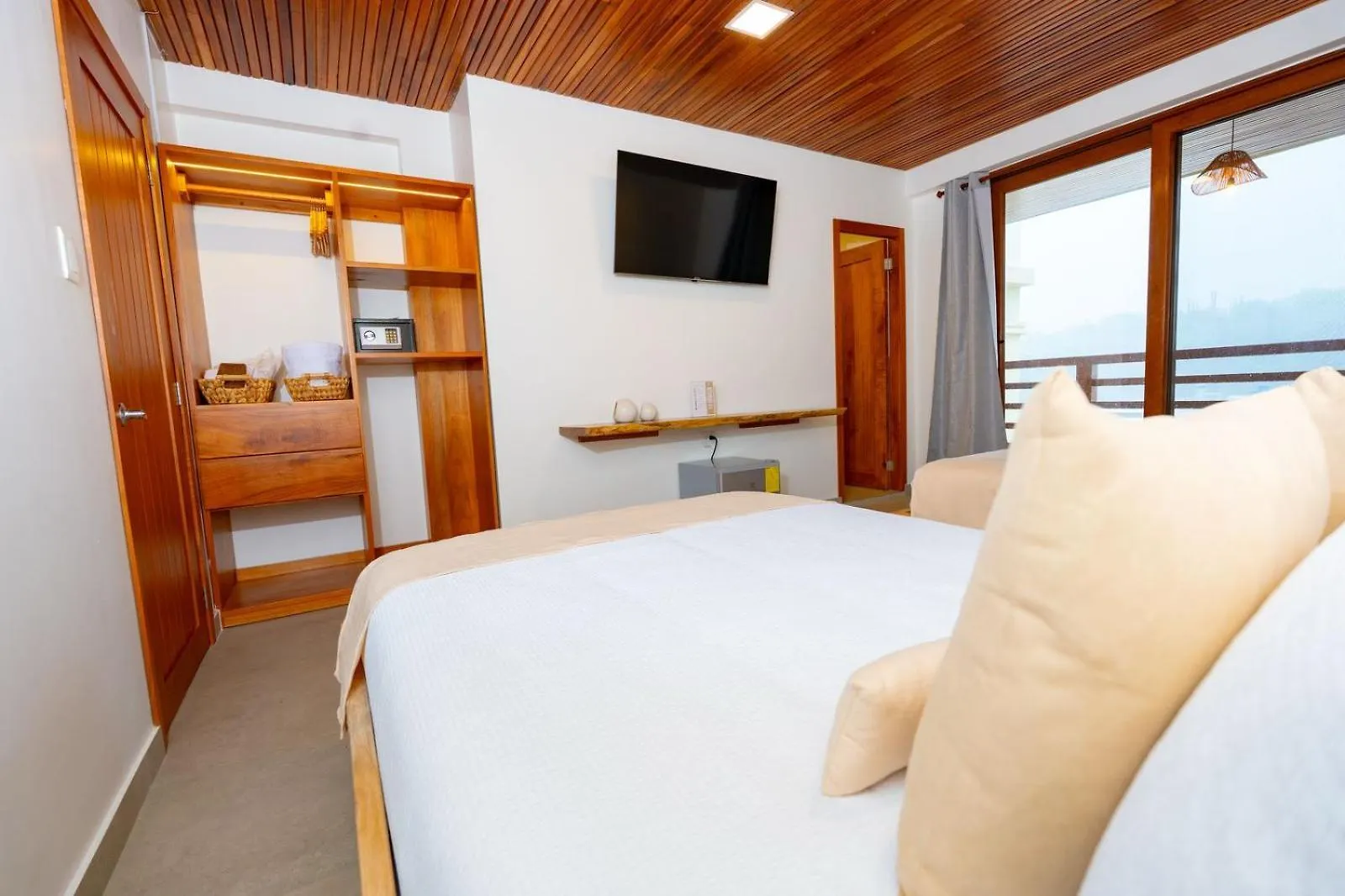 El Barranco Galapagos Hotel Puerto Ayora